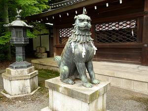大石神社の狛犬（吽形）