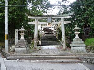 石座神社の鳥居