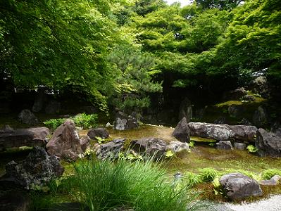 北庭の東北部