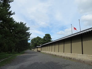 京都迎賓館の塀