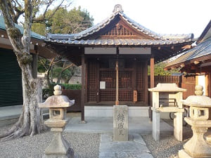 壬生寺の弁天堂