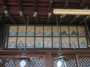 本殿南側の三十六歌仙の図