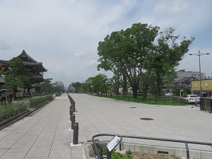 東本願寺前市民緑地