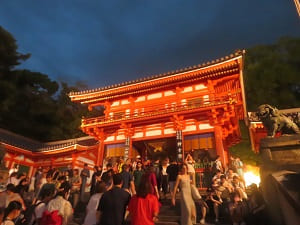 八坂神社の西楼門