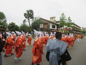 室町洛中風俗列の後方