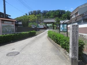 入り口