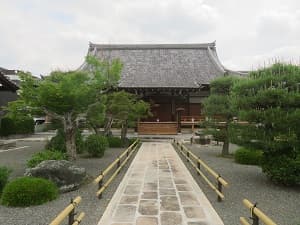 本堂