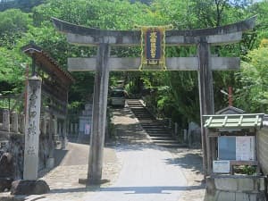 鳥居