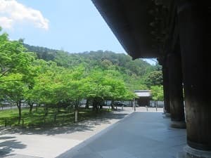 三門裏