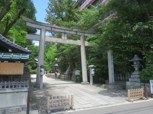 鳥居