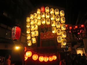 輝く南観音山