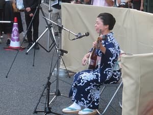 三味線の演奏