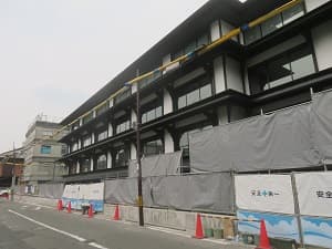 工事中のホテル