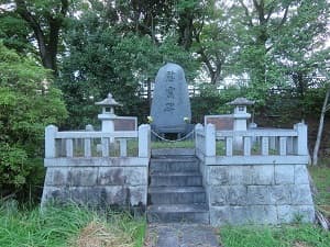 慰霊碑