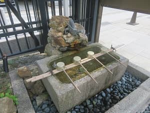 手水鉢