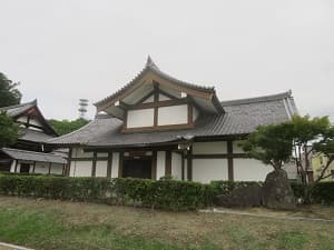 法雲殿