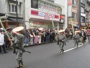 弓徒士